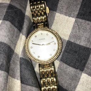 Gold fossil watch! Very gently used. Bold and gold